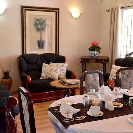 Simonsberg Guest House Stellenbosch Exteriör bild
