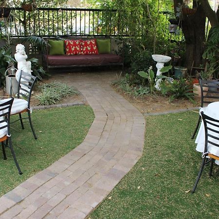 Simonsberg Guest House Stellenbosch Exteriör bild