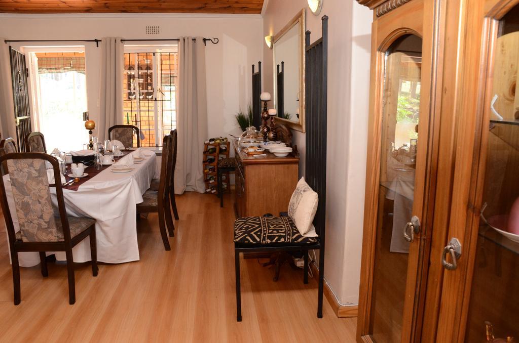 Simonsberg Guest House Stellenbosch Exteriör bild
